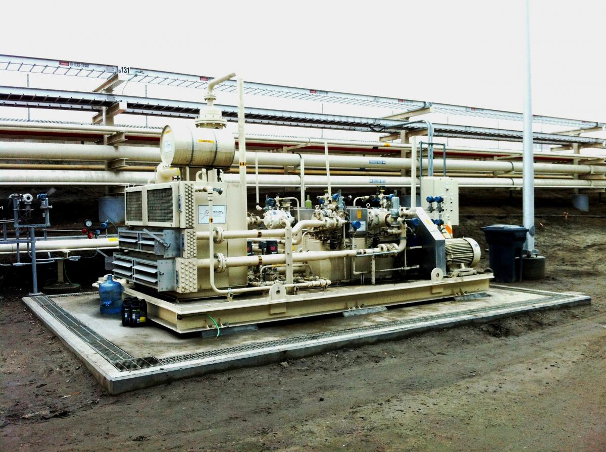 Two-Stage Fuller Vane Compressor as a Vapor Recovery Unit System